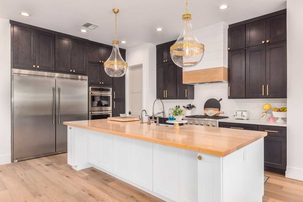 kitchen-cabinets-espresso