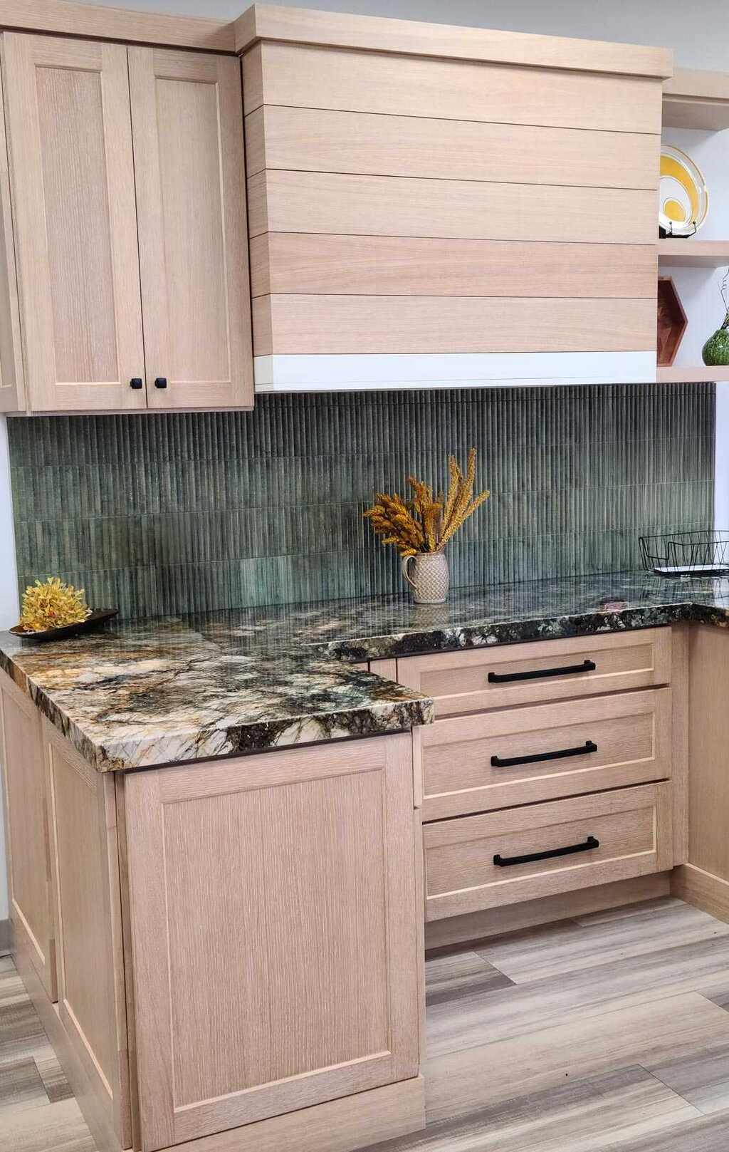 kitchen-cabinets-lightwood-horizontal-slab